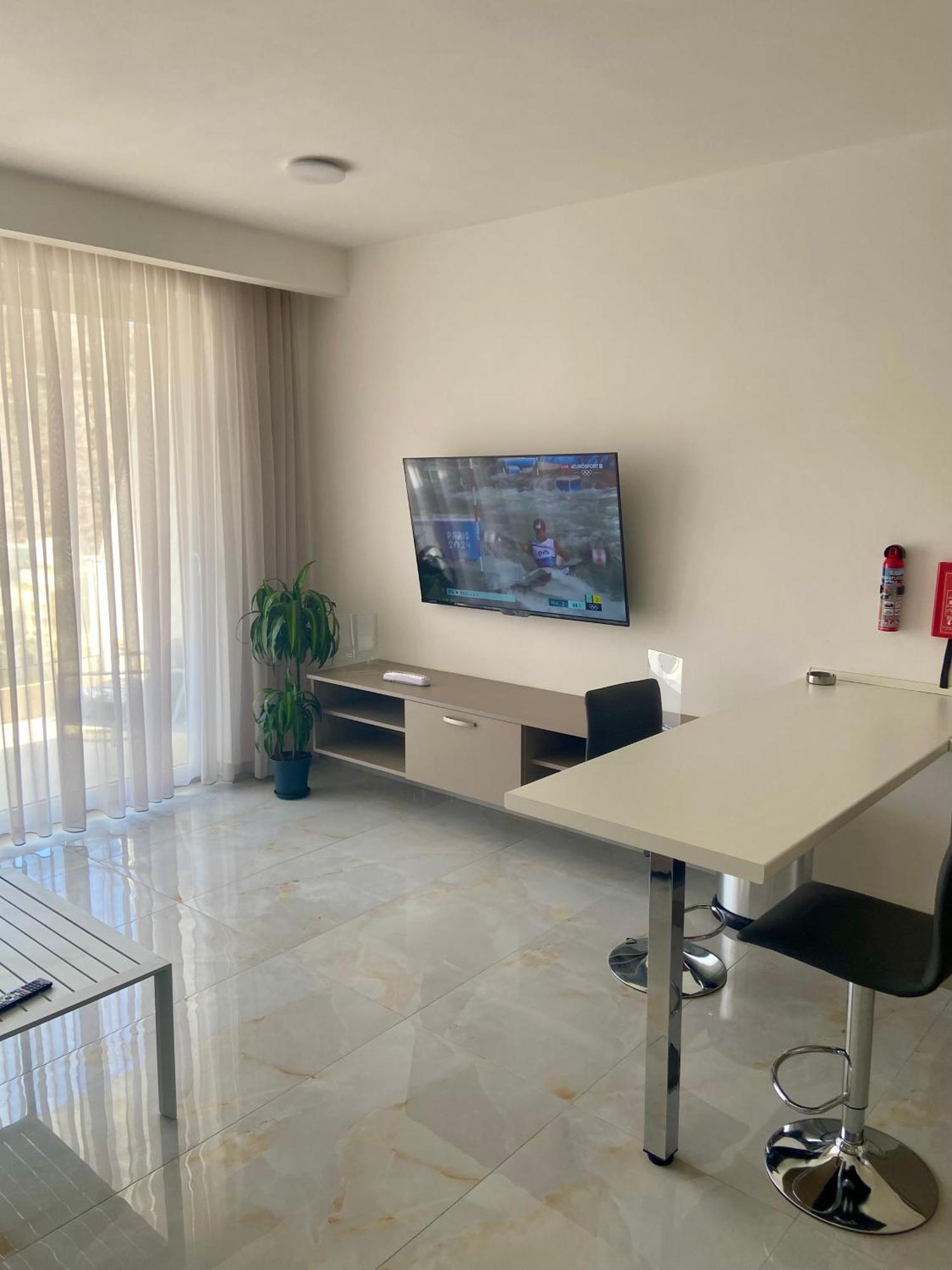 Apartment Penelope 15 *